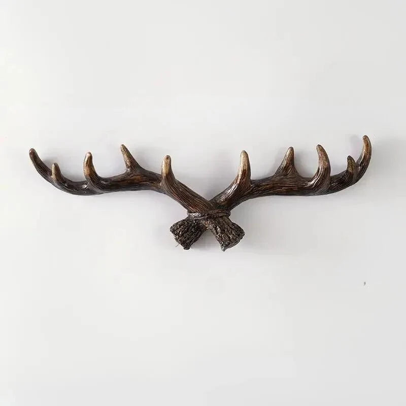 Cervano | Stijlvolle Decoratieve Resin Wandhaak met Gewei Design