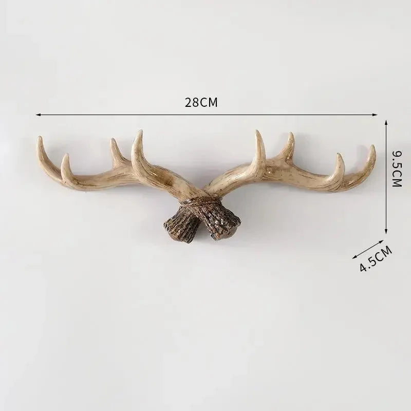 Cervano | Stijlvolle Decoratieve Resin Wandhaak met Gewei Design